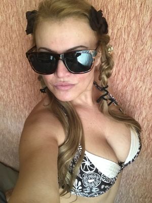 Марина — возбуждающий массаж от 5000 руб. в час, круглосуточно