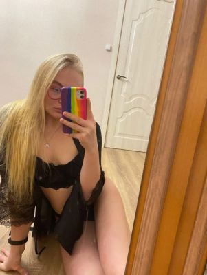 Студентка индивидуалка Жамила, рост: 159, вес: 52