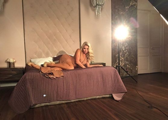VIP шлюха Юлия, 21 лет, г. Москва, закажите онлайн