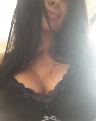 Кира, анкета на sexmoskow.club