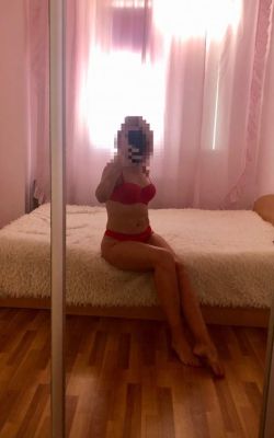Олеся —  девушка на ночь для щедрого мужчины