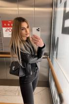 Интимное свидание с блядью Эмма (22 лет)