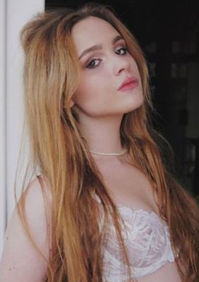 Нели, 19 лет — нежный минет