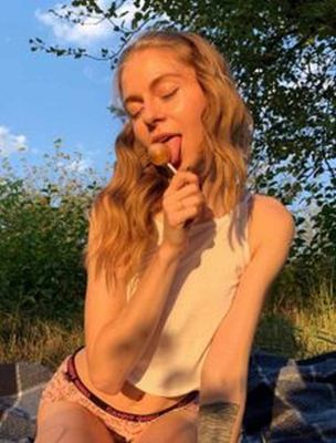 Анна, индивидуалка
