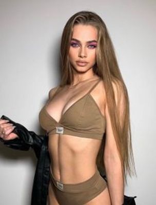  Скорая эротическая помощь — Николь в Москве ()