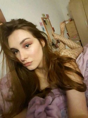 Вера — шлюха по вызову, от 5000 руб. в час
