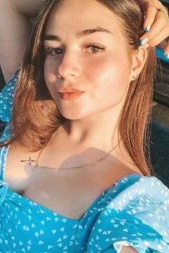 деревенская шлюха Вика, 22 лет