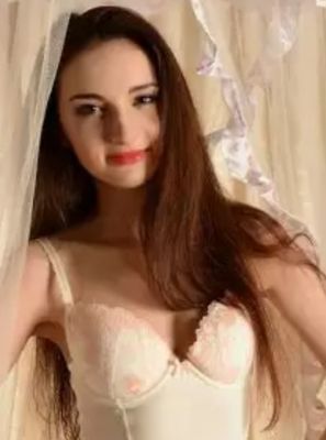 Попробуйте невероятный секс с хохлушкой (Саша, от 3500 руб. в час)